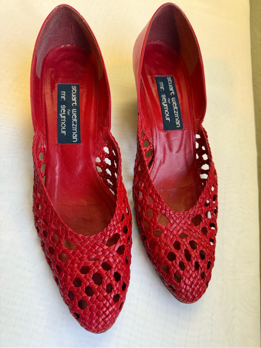 Vintage Stuart Weitzman for Mr. Seymour Red Woven Leather Kitten Heel Pumps - Picture 3 of 8